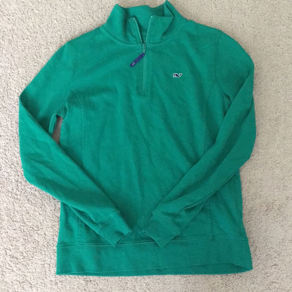 Green vineyard vines quarter zip